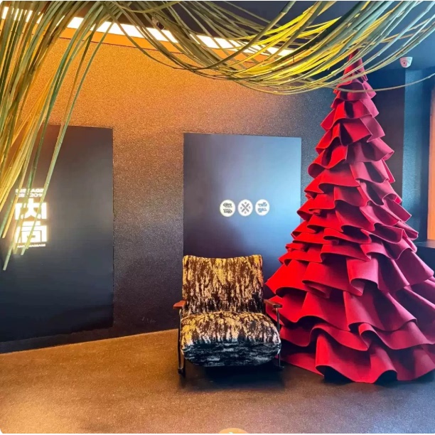 Finished Eva Paper Art Christmas Tree Handmade Decorations for Holiday Atmosphere, High-End Mall Props, Hotel Scene Arrangement