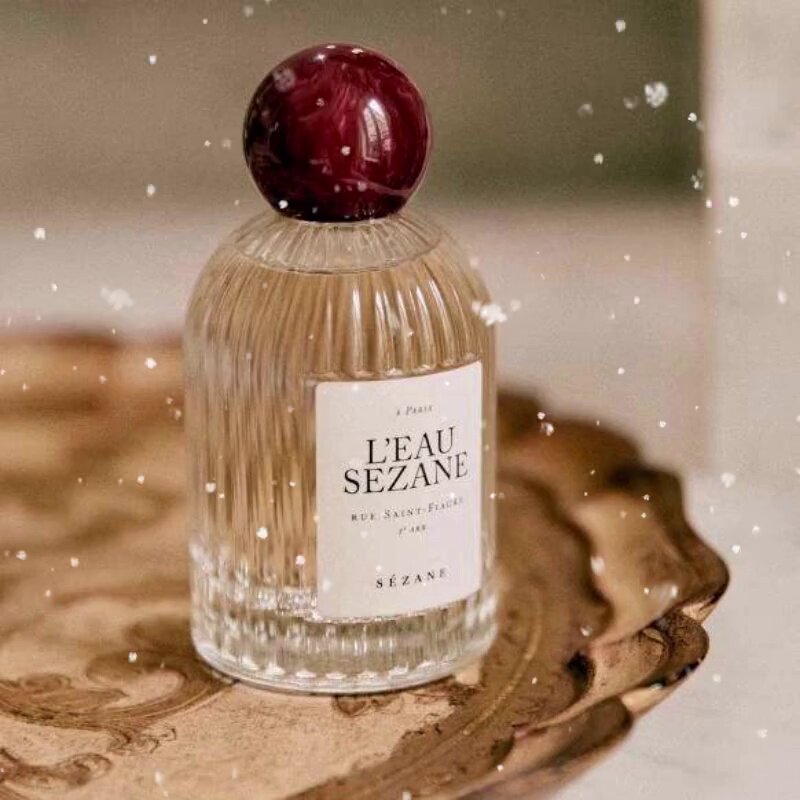 目标锁定：解码Sezane香水L'EAU SÉZANE的气味战略_香水_淘宝美妆网