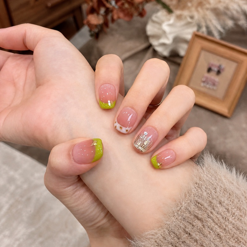 2026 Handmade Wearable Nails, French Short Style, Green, Spring and Summer, Simple, Brightening, Short Phototherapy Nail Patches