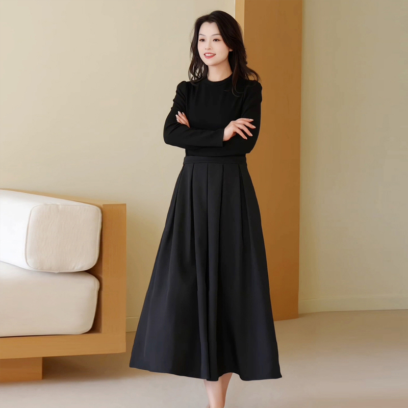 Misssa Sister Sha's Plus-Size Hepburn-Style Pleated Dress for Women, New Autumn Versatile Slimming Long-Sleeve Round-Neck Dress Misssa Sister Sha's Plus-Size Hepburn-Style Pleated Dress for Women, New Autumn Versatile Slimming Long-Sleeve Round-Neck Dress