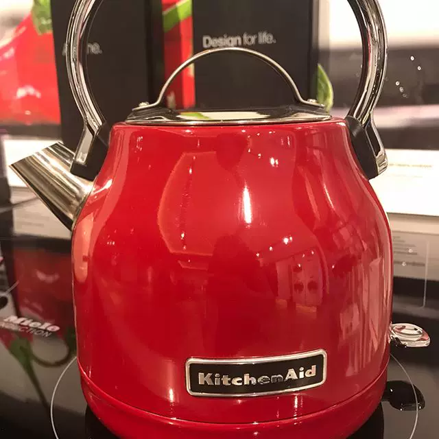 Немецкая прямая почтовая закупка Kitchenaid 5KEK1222EER нержавеющая сталь электрический чайник чайник 1.2 л 1.2 л