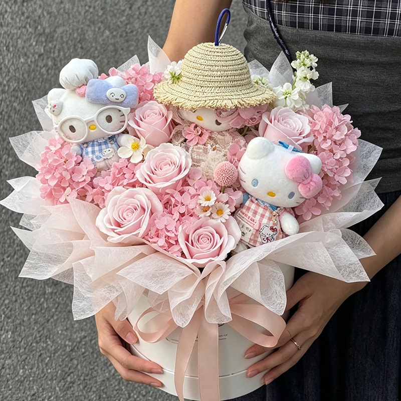 Hello Kitty Doll Bouquet, Graduation Season Gift for Girlfriend, High-End Gift Box for Male Best Friend Hello Kitty Doll Bouquet, Graduation Season Gift for Girlfriend, High-End Gift Box for Male Best Friend