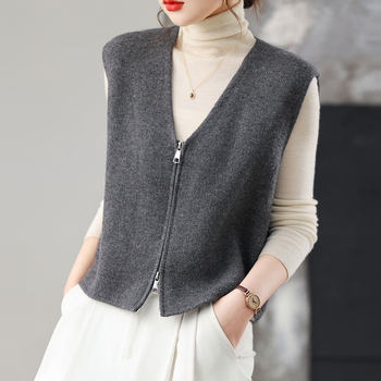 Women's v-neck wool knitted cardigan vest