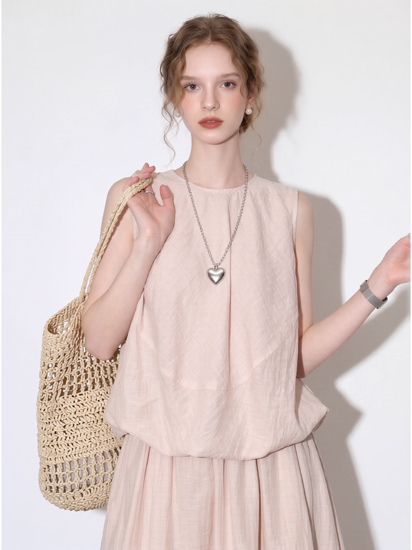 Pink Tencel Round Neck Sleeveless Suit for Women 2026 Summer New French Gentle Style Niche Design Two-piece Set