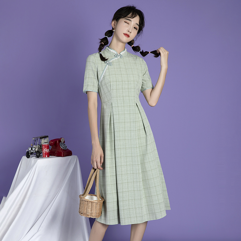 New sườn xám hàng ngày retro cô gái trẻ Trung Quốc cổ điển gió A-từ biến đổi chiếc váy phụ nữ 2020 mùa hè