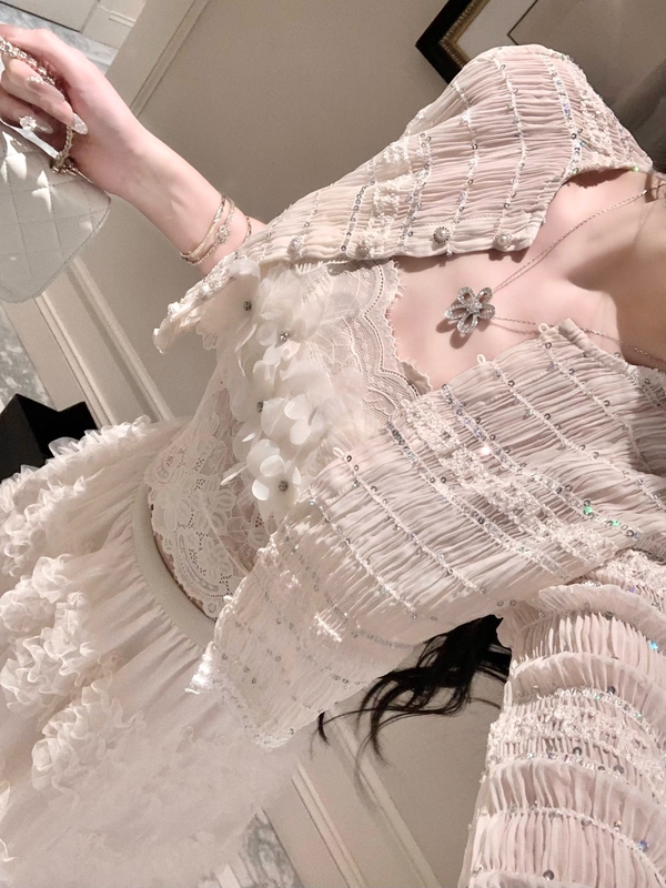 Yimoxi [Lace Embossing] 2026 Early Spring New Heavy Embroidery Sequin Chiffon Blouse Women's Lace Top