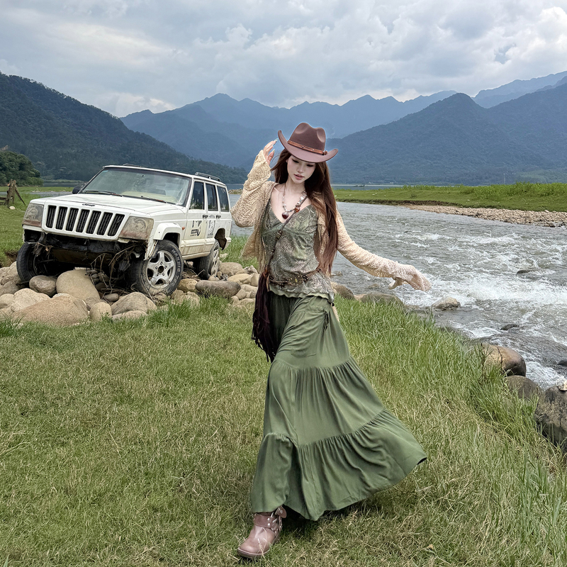Xinjiang Grasslands, Western Sichuan Forest Style, Bright Green Art Student Outfit, Qinghai-Gansu Grand Loop Route Travel Outfit, Yunnan Dress for Women Xinjiang Grasslands, Western Sichuan Forest Style, Bright Green Art Student Outfit, Qinghai-Gansu Grand Loop Route Travel Outfit, Yunnan Dress for Women