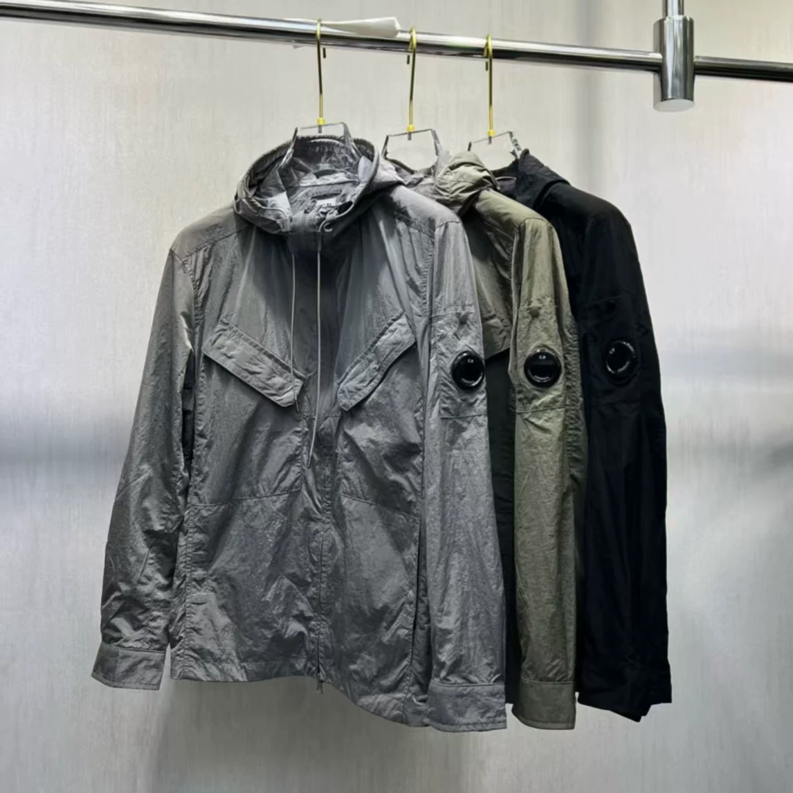Весенний жакет с капюшоном, trench coat, Италия