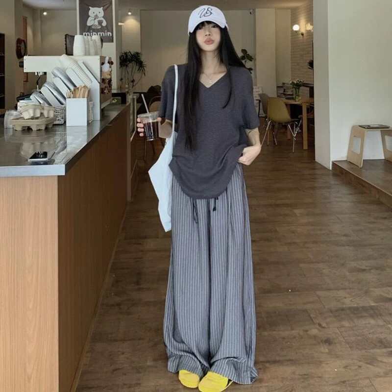 Korean Uamtor Korean Style Sportswear Suit for Women, Summer V-Neck Striped T-Shirt, Short-Sleeved Casual Pants Two-Piece Set
