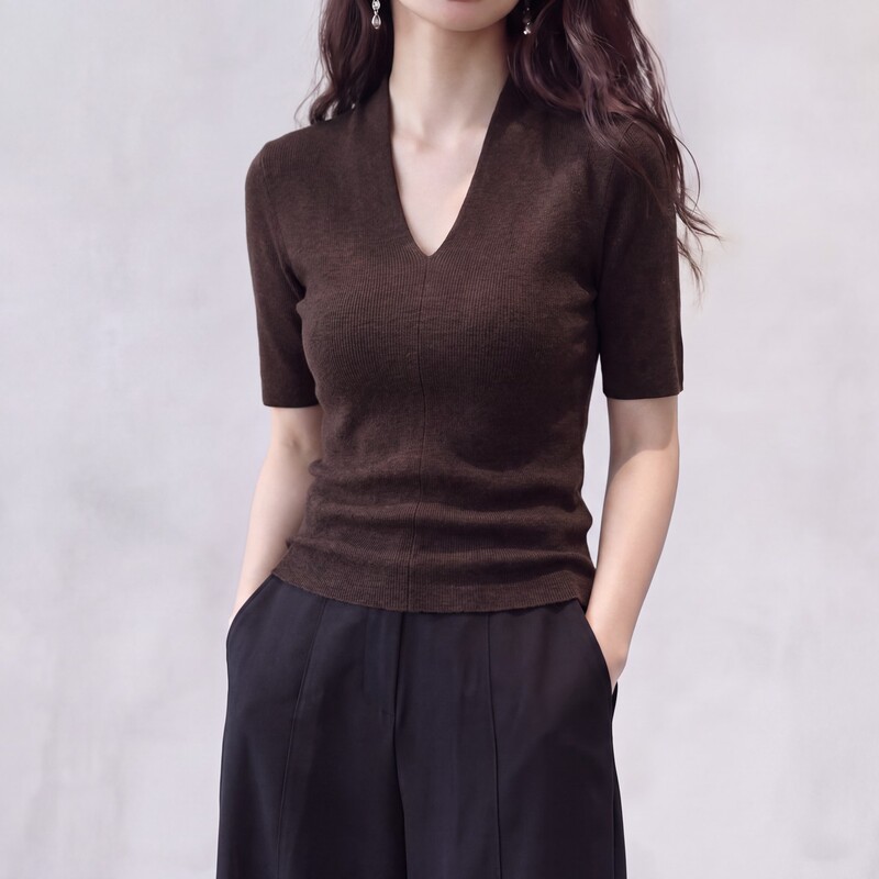 Coffee-Colored Stylish V-Neck Short-Sleeve Knit Sweater for Women, New Autumn Style, Inner Layer Sweater, Mid-Sleeve, Five-Quarter Sleeve Top Coffee-Colored Stylish V-Neck Short-Sleeve Knit Sweater for Women, New Autumn Style, Inner Layer Sweater, Mid-Sleeve, Five-Quarter Sleeve Top