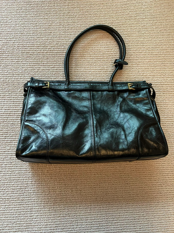 Fayuu！！！ Women's Shoulder Handbag! Made of European Imported Oil Wax Leather!