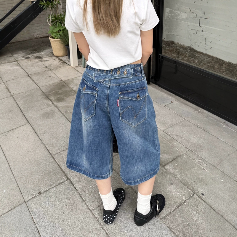 2026 Women's Denim Shorts, New Style, Loose Fit, High-Waisted, Slimming, Casual Summer Pants