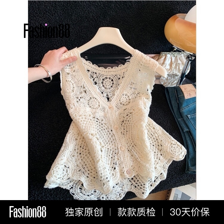 Vintage V-Neck Hollow-Out Crochet Sleeveless Vest for Women, Summer Design with a Unique and High-End Feel, Stylish Sleeveless Top