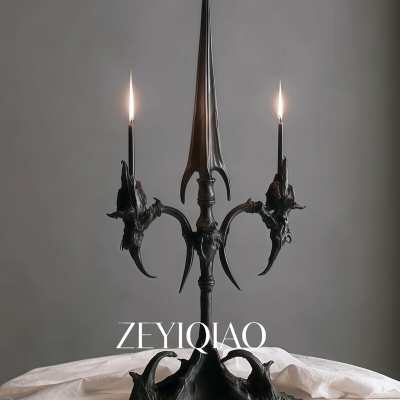 Gothic Style Dark Double-Headed Spear-Shaped Candle Holder Vintage Distressed Ornament Desktop Long-Stem Candle DIY Base Table Decoration
