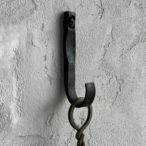 Black blacksmith hand-made iron hooks hand-forged iron hooks wall-mounted storage hooks space decorative hooks