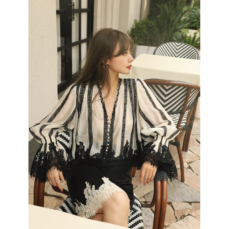 Lorina Storia Rosa Workshop Original Vintage Heavy-Duty Rayon Lace Patchwork Long-Sleeve V-Neck Shirt for Summer