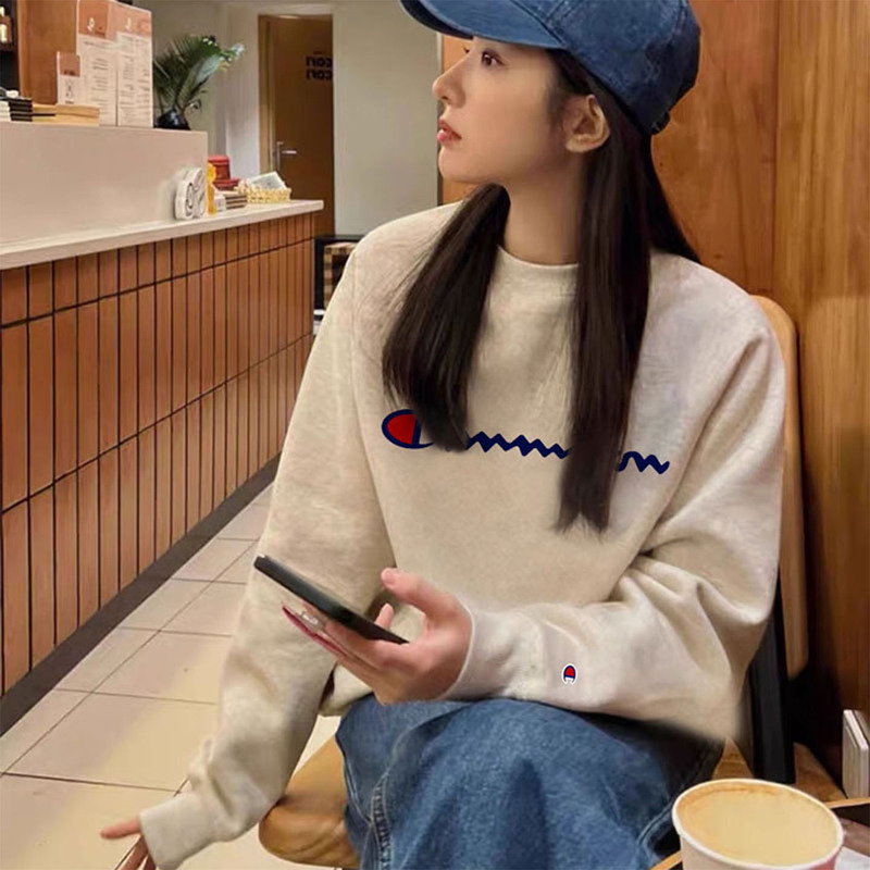 Japanese Version Champion Sweatshirt for Women 2026 Autumn and Winter New Logo Crew Neck Couple Fleece Casual Top for Men