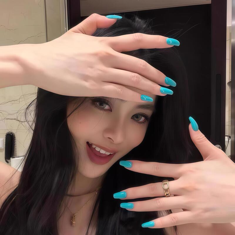 Summer Baby Blue Handmade Wearable Nails, Solid Color, Brightening Effect for Yellow Skin, Lake Blue Fake Nail Stickers, Finished Product, Removable