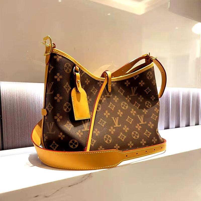 Luxury Brand Designer Bags 2026 New Trendy Tote Bag Genuine Leather Large Capacity Shoulder Underarm Crossbody Bag