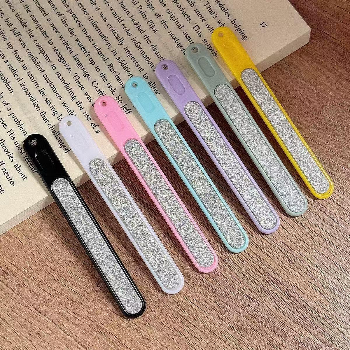 Nail file, nail polishing file, young girls, children's sharpening fingernails, rubbing tools, sanding strips, nail polishing