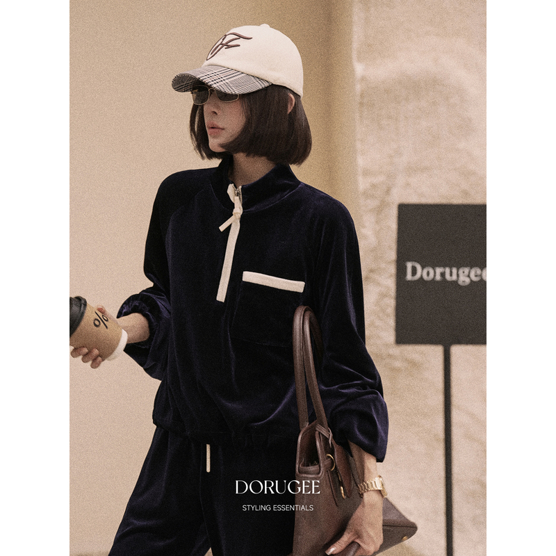 Dorugee'Flowing Light' Autumn/Winter Women's Old Money Style Sporty Casual Velvet Top Straight-Leg Pants Shorts Set