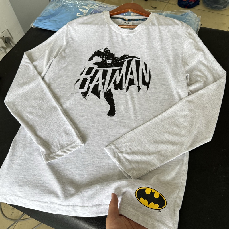 Batman X Gotham Guardians American Version Anime Casual Home Daily Long-Sleeve T-Shirt for Men and Women, Breathable and Thin Batman X Gotham Guardians American Version Anime Casual Home Daily Long-Sleeve T-Shirt for Men and Women, Breathable and Thin