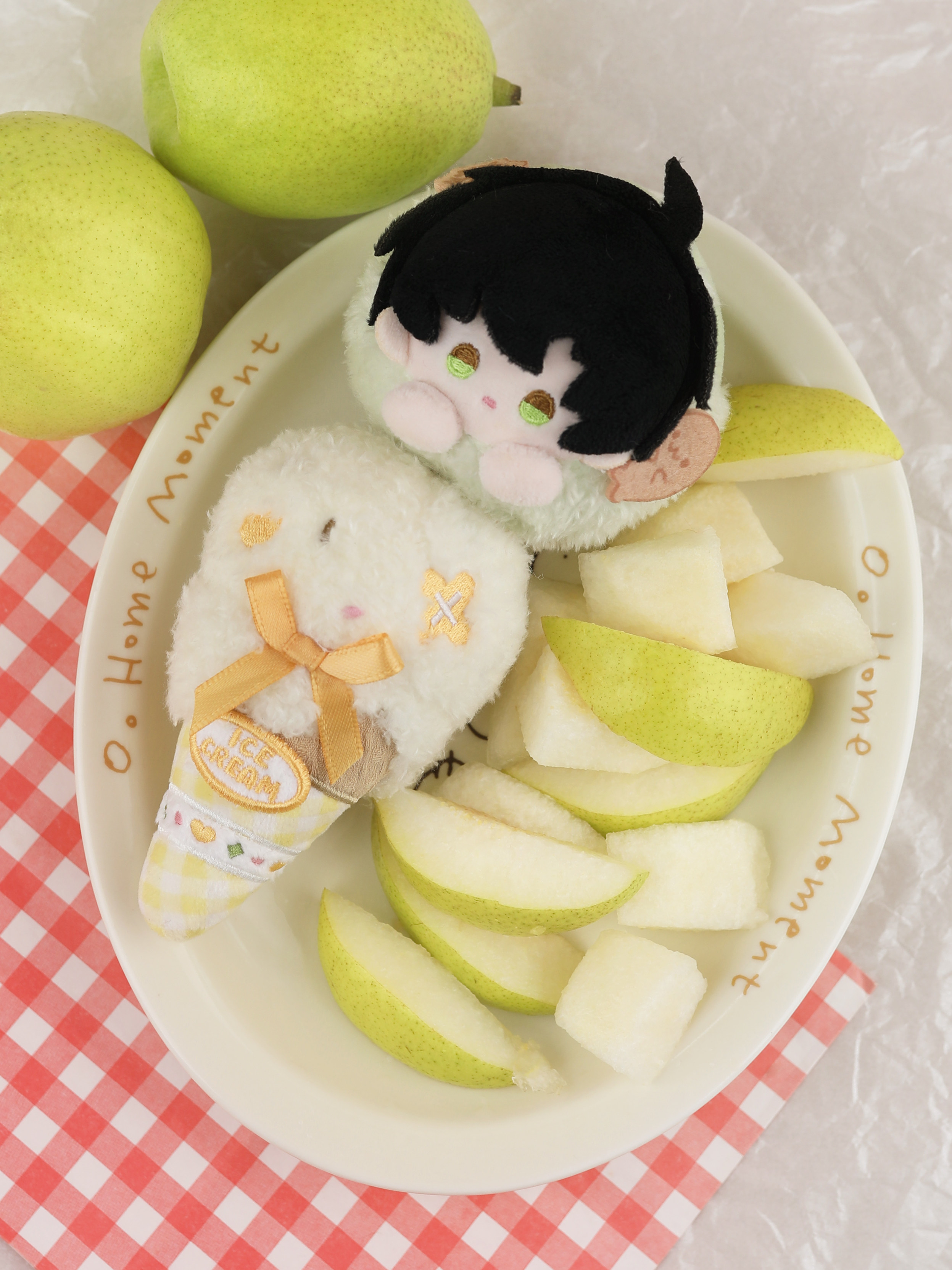 Love and Deepspace Fan-Made Magnetic Ice Cream Plush Charms