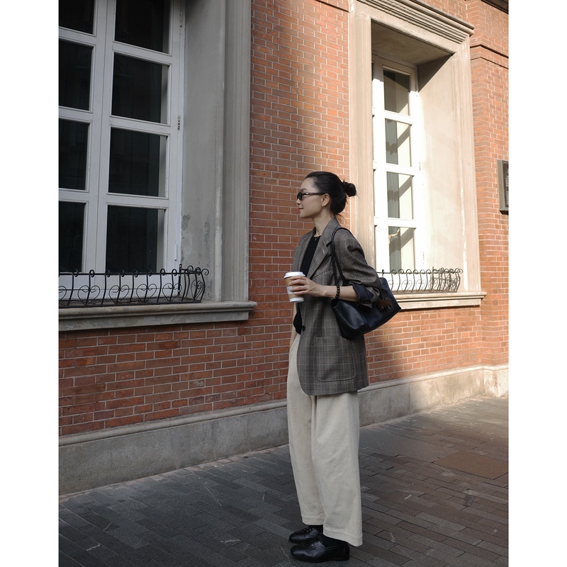 Weaving | British-Made Series, Top-Quality Bower R Prince of Wales Check Silhouette Blazer Weaving | British-Made Series, Top-Quality Bower R Prince of Wales Check Silhouette Blazer