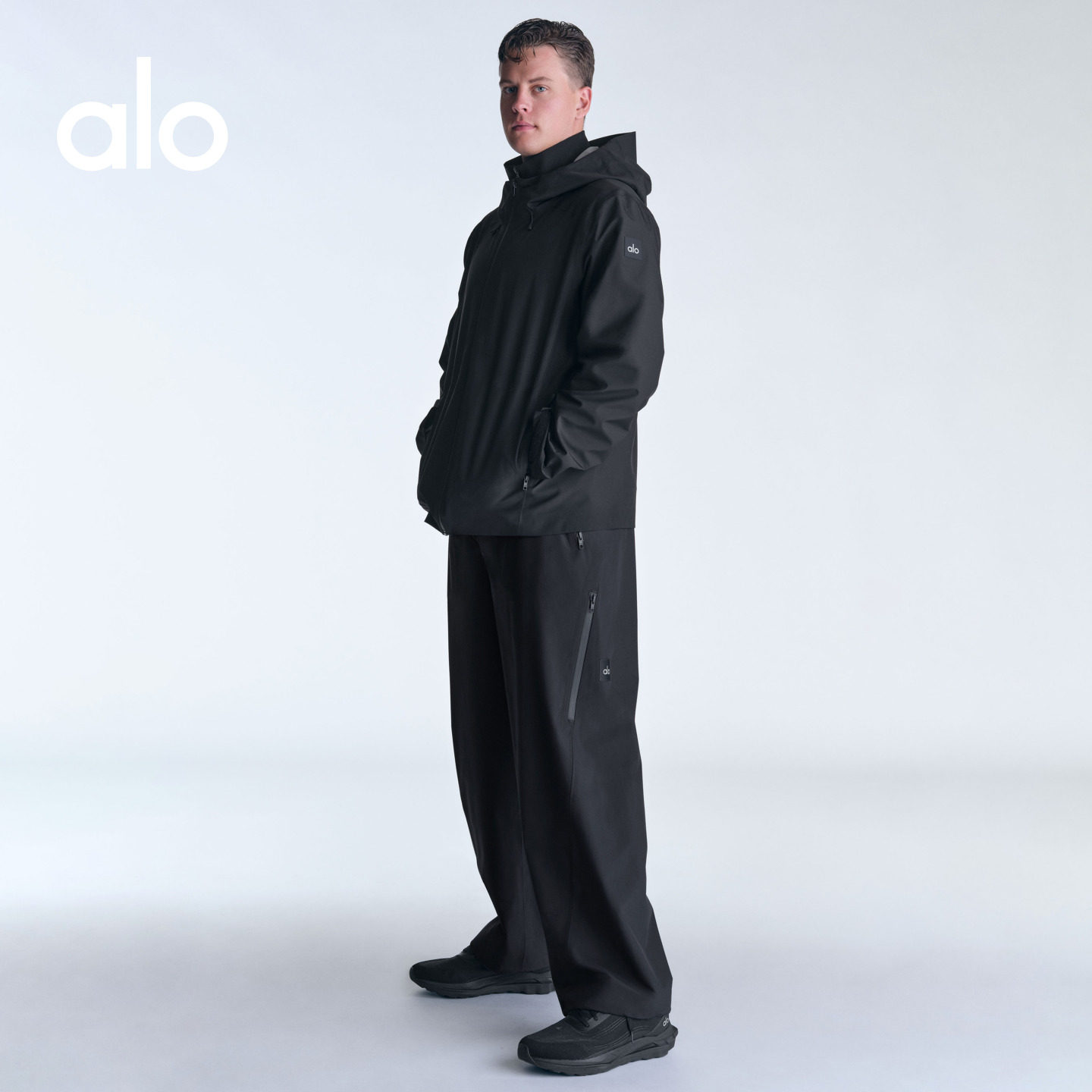 Alo｜กางเกงทำงานฟังก์ชันนัล ลำลอง สปอร์ต ผ้าอัลฟ่าเชลล์ สำหรับผู้ชาย