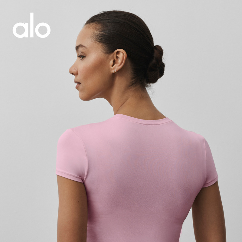 Alo|Women's Alosoft Finesse Slim Fit Short Sports Training Crew Neck Short Sleeve T-Shirt Alo|Women's Alosoft Finesse Slim Fit Short Sports Training Crew Neck Short Sleeve T-Shirt