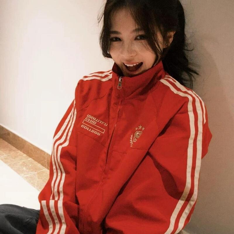 Ormior American-Style Red Jacket for Women, Spring and Autumn Design, Niche Stand-Collar Short Sports Windbreaker Jacket, Trendy Ormior American-Style Red Jacket for Women, Spring and Autumn Design, Niche Stand-Collar Short Sports Windbreaker Jacket, Trendy