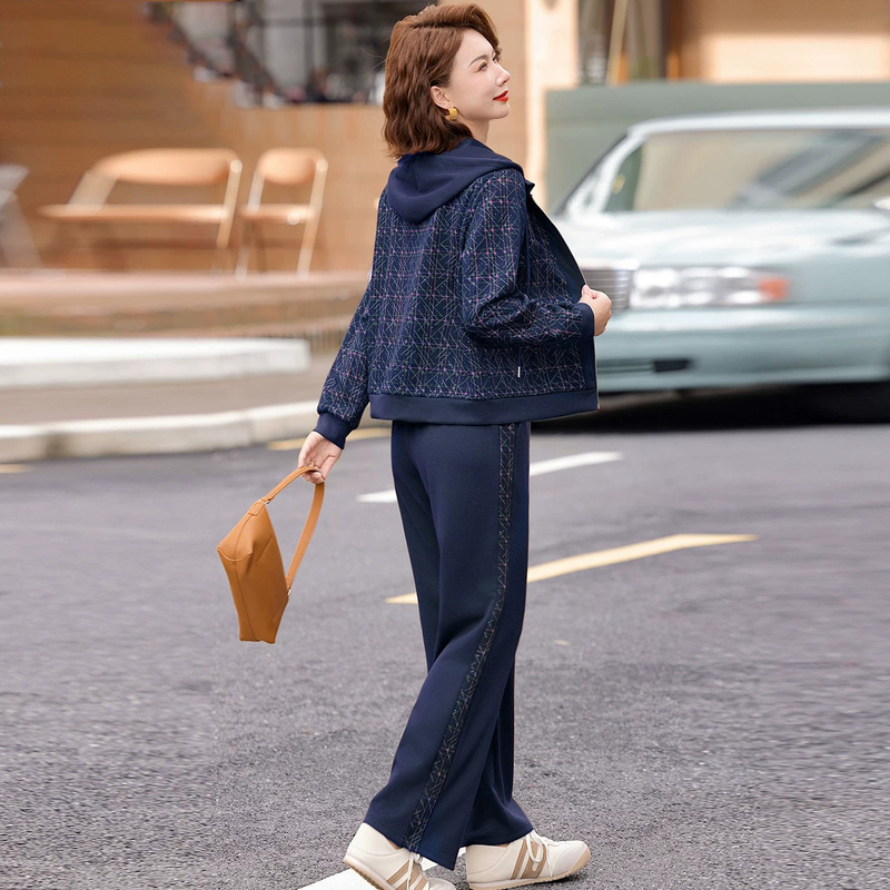 French Ormior Mom's Spring and Autumn Casual Sports Suit for Middle-Aged and Elderly, Elegant and Stylish Jacket and Pants Two-Piece Set