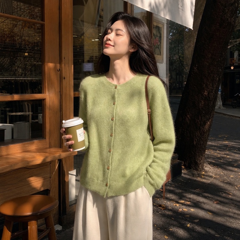Hongyun Sheep 2026 New Women's Casual Style Round Neck Single-Breasted Vertical Stripe Brushed Long-Sleeve Cardigan Sweater