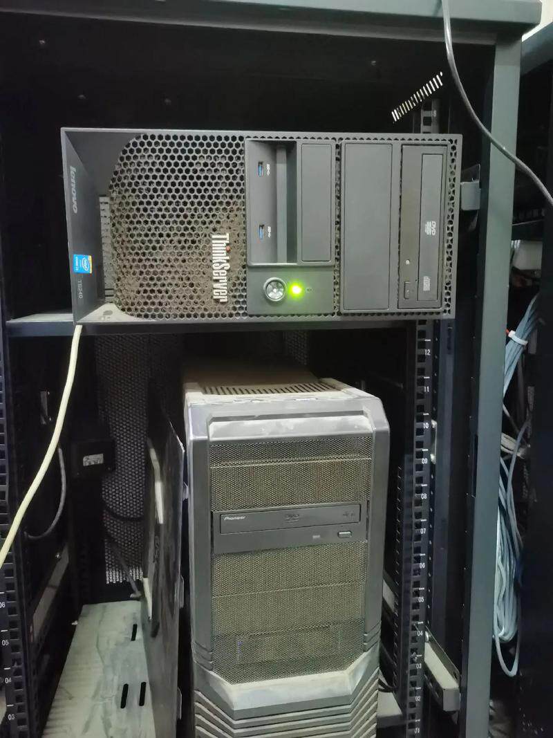 网站制作多少钱一个平方图片一览，域名服务器维护全算上费用明细参考