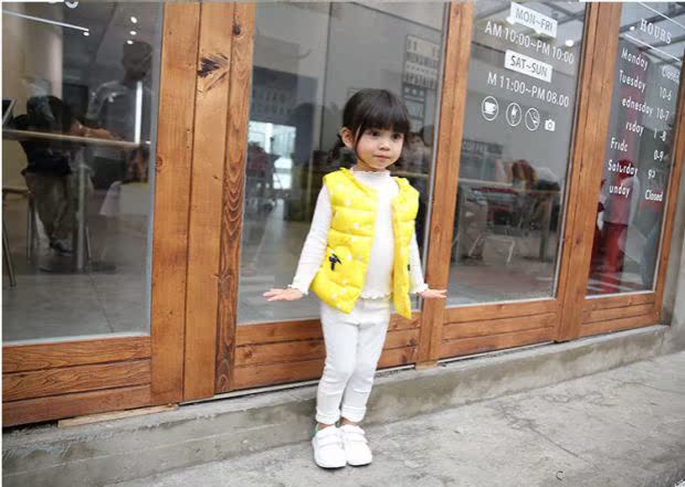 Áo trẻ em cotton cho bé gái 2 mùa thu và mùa đông 3 trẻ em mới vest bé dày 5 bé gái 1-9 tuổi mặc quần áo trẻ em nam