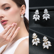 Korean advanced sense luxury stud earrings simple personality fashion 925 sterling silver pin rhinestone zircon ear ornaments