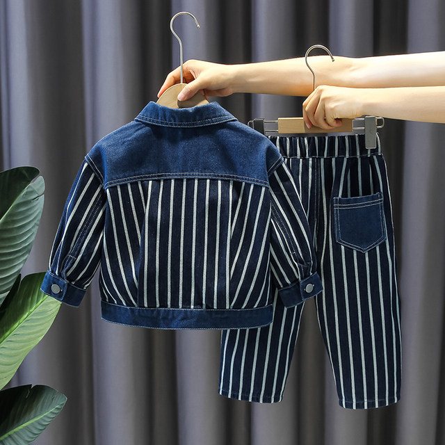 Boys autumn suit 2022 new baby autumn handsome and fashionable striped two-piece children's autumn trendy children's clothing