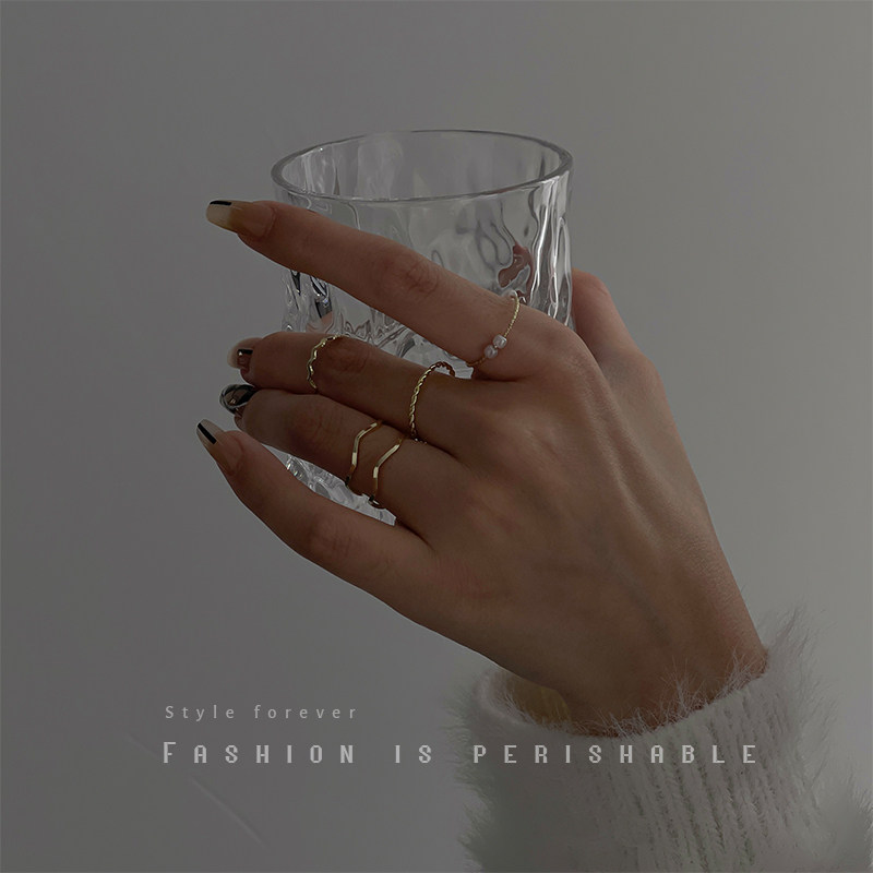 Golden Ring Female Fashion Personality Ring Small Crowd Light Extravagant Design Sensation Brief about 100 hitch Tails Ring Ensemble Super Fairy-Taobao