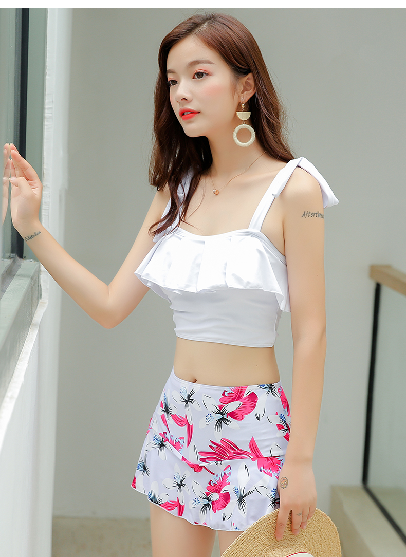 Áo tắm nữ sinh bảo thủ khoe ngực nhỏ tụ tập 2019 Đồ bơi mới là váy mỏng kiểu áo tắm mùa xuân nóng bỏng Pingjiao - Bộ đồ bơi hai mảnh áo tắm 2 mảnh yếm