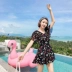Áo tắm nữ liền thân váy bảo thủ kiểu dáng thon gọn che bụng gợi cảm tụ tập Hàn Quốc nhỏ tươi sinh viên tắm nước nóng mùa xuân - Bộ đồ bơi One Piece