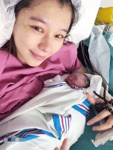 スターと同じスタイルの新生児分娩室ラップブランケット純綿ベビーアンチジャンプおくるみブランケット病院