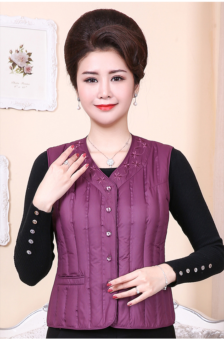 Phụ nữ trung niên và già xuống vest mặc vest cỡ lớn mẹ tải quần áo mùa đông nhẹ xuống áo khoác liền mạch vest áo gió nữ đẹp