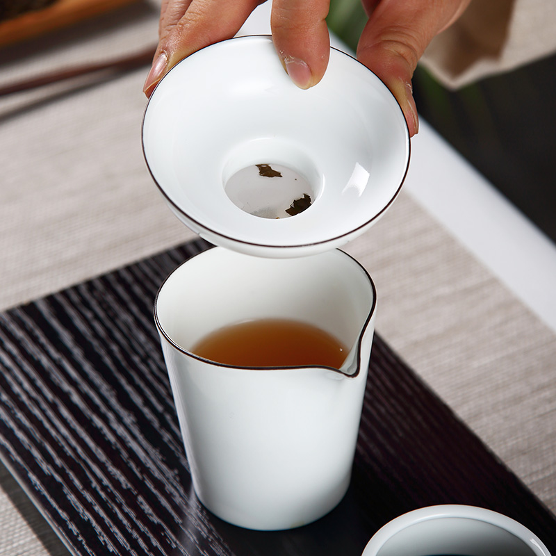 Sub-tea-ware ceramic fair cup tea leakage suit integrated white porcelain util tea with strainer tea sea single inverted tea cup