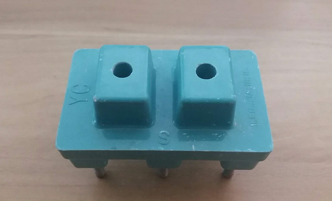 Original Siemens Motor Accessories Terminal 1LE0001-0EB02-1AA4 1 1KW Level 4 Terminal Board