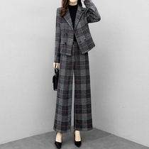 Mapping * Hong Kong Light Luxury Slim Slim Women 2021 Winter Fashion Double Breasted Plaid Cardigan Two Piece Set