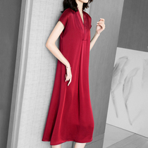 Mapping * Hong Kong light luxury womens high-end socialite simple temperament thin V-neck acetate satin dress women