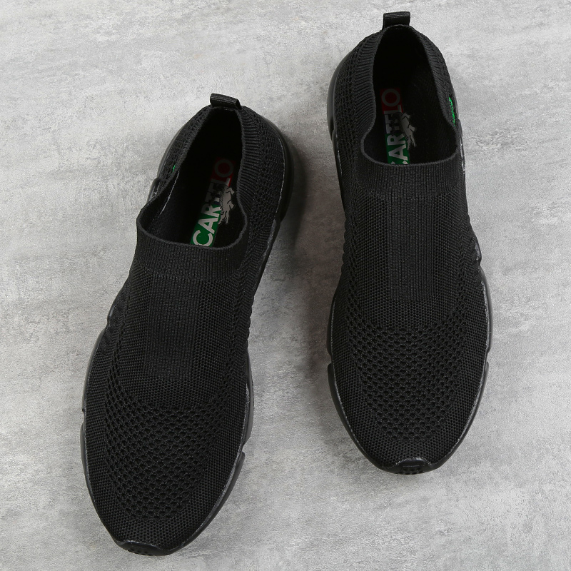 Men's shoes Summer breathable One foot pedal Lazy Man Sports Casual Shoes 2022 New All Black Thin Pair Socks Shoes