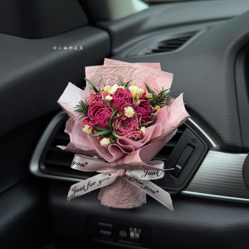 Car Air Freshener Ornament Flower Mini Creative Bouquet for Girls Car Air Vent Fragrance Decoration Air Conditioner