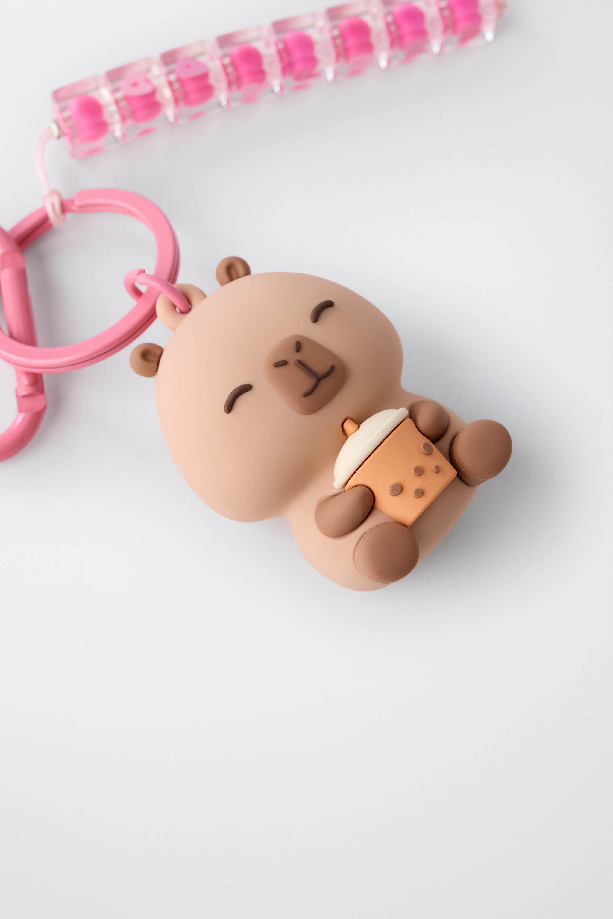 Брелок zara2026春夏新品 ?capyfun卡皮巴拉水豚钥匙扣包 2326604 700