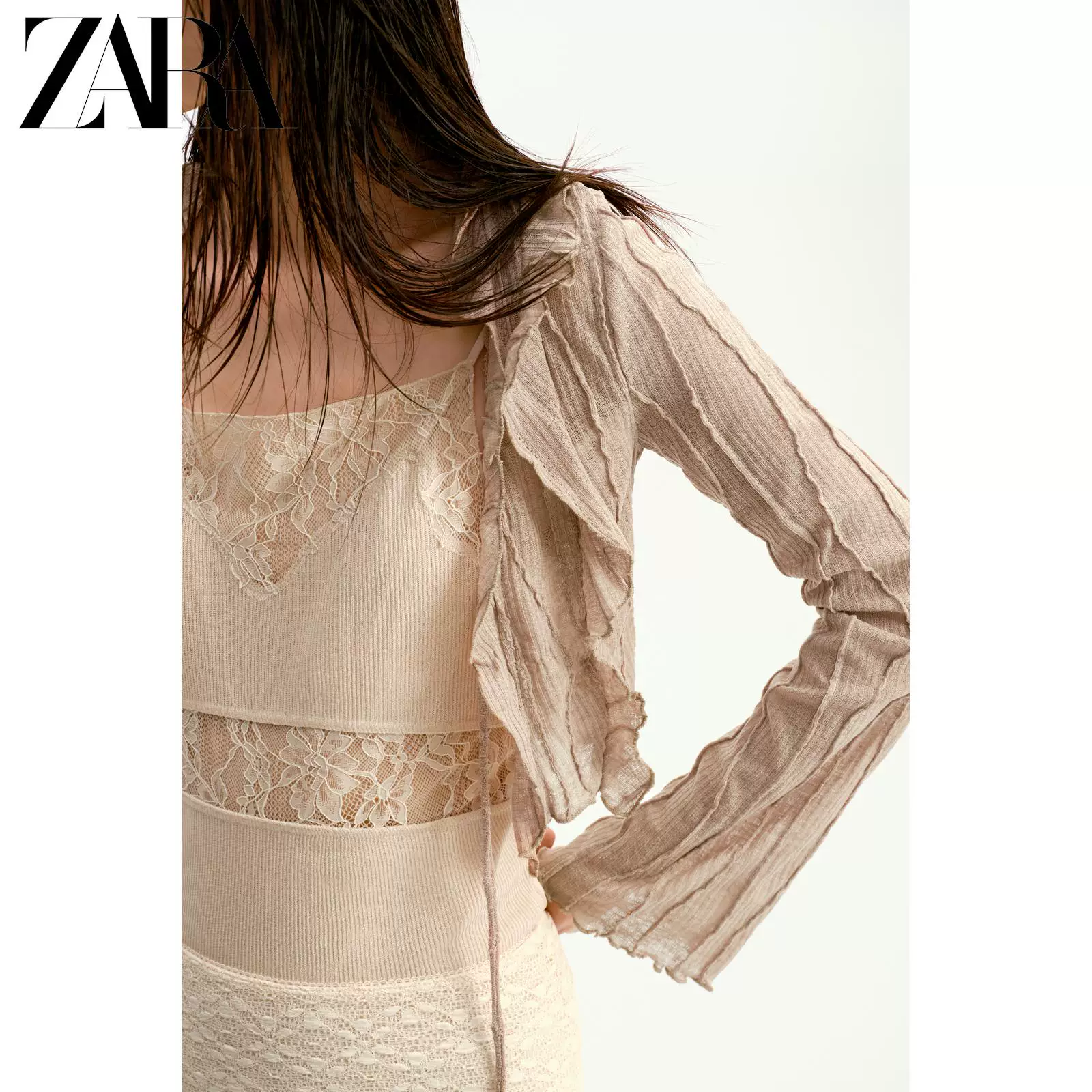 ZARA 2026 весна-лето новые поступления Женская блузка с длинным рукавом V-образным вырезом, бантом, украшенная слоёная, короткая топ 1131300 450